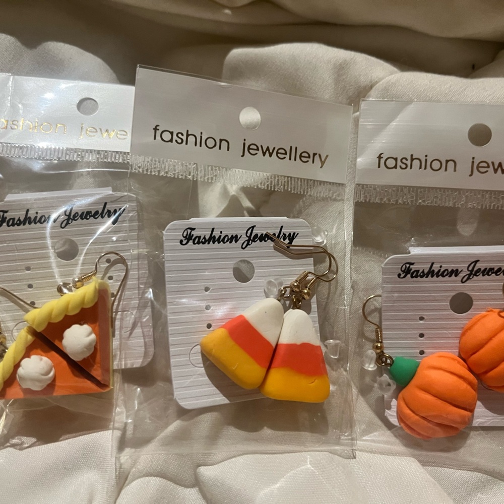 Festive Halloween Earrings Set Fall Thanksgiving Pumpkin Pie Candy Corn